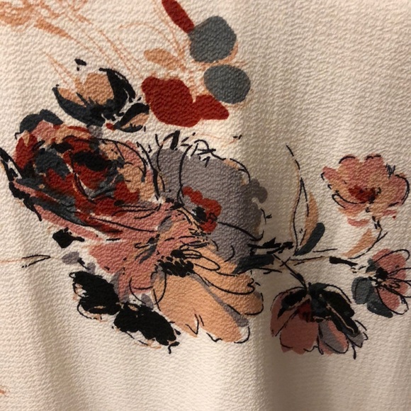 Floral Faux Wrap Dress Size Small - Picture 8 of 8